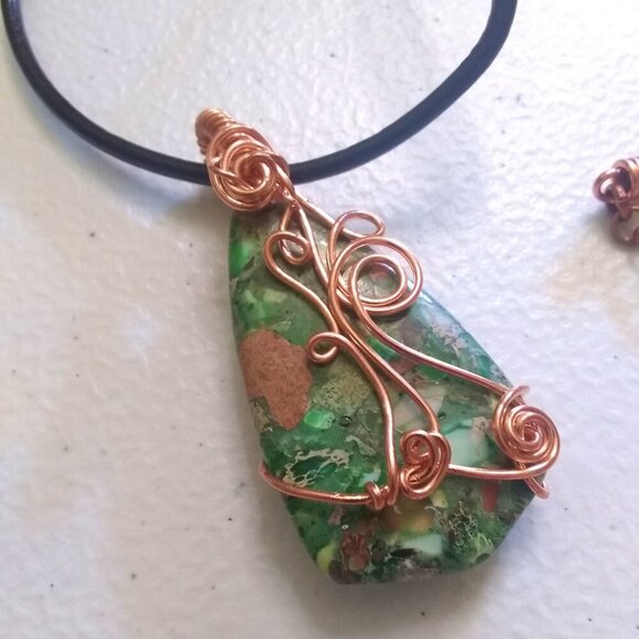 Chunky! Green Sea Sediment Jasper Pendant w. Leather Cord 20"! New Fall Jewelry! - Picture 5 of 12